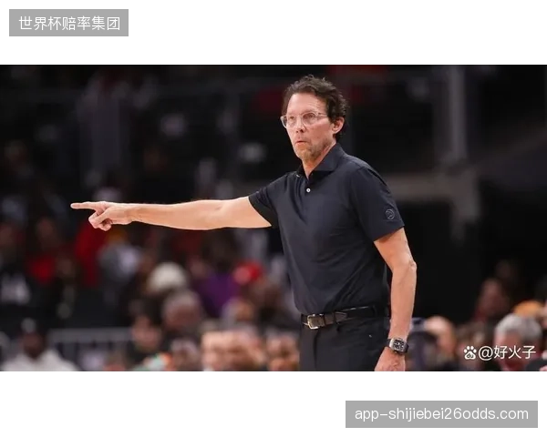 新任主教练需要在尊重球队现有防守体系的基础上，进一步丰富进攻手段以应对不同风格的对手。